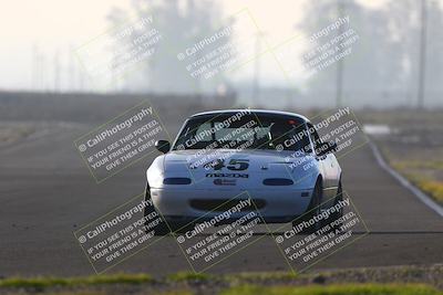 media/Jan-18-2026-CalClub SCCA (Sun) [[8bc6468723]]/Group 7 Race/Turn 1/